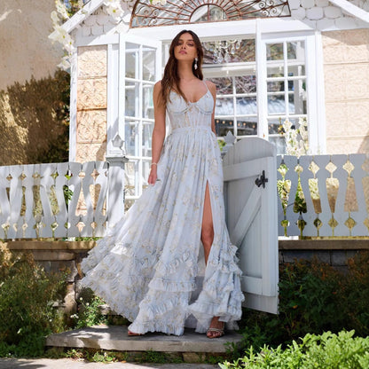 FREJA KJOLE | Lang kjole med blomsterprint, flæser og slids