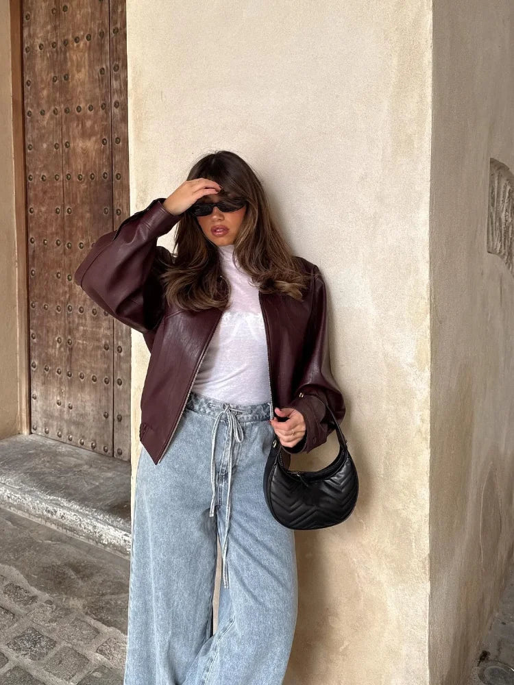 Kate | Den Uundværlige Jakke