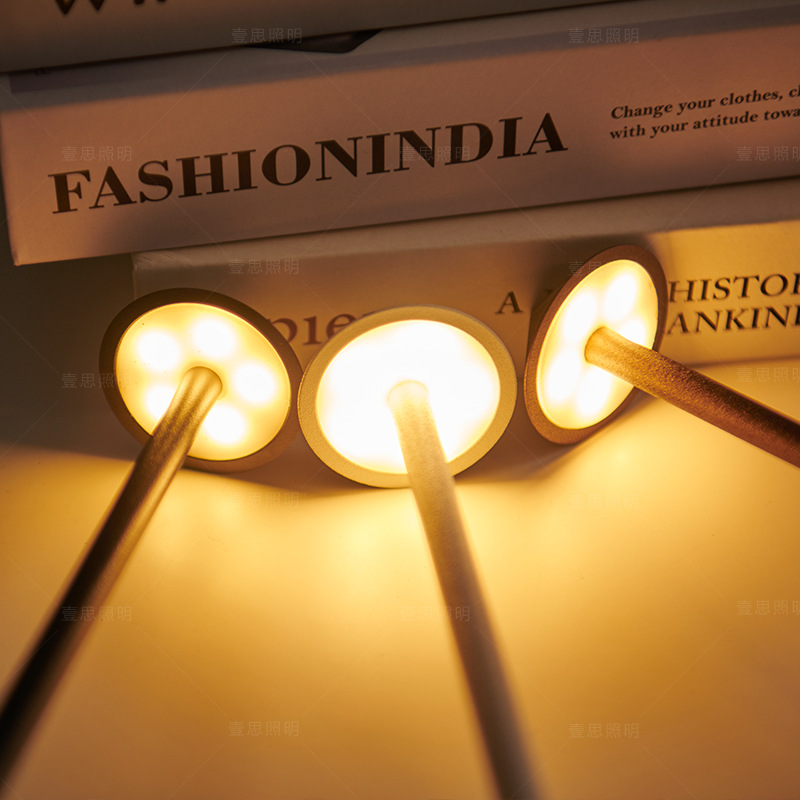 Amor Bordlampe Nordic